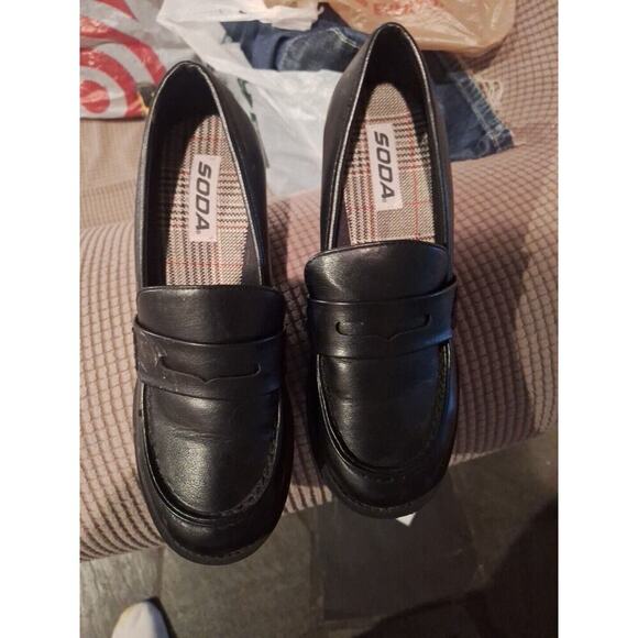 Soda Shoes - NWT Soda Black Kinder Penny Loafers Heels Size 8.5M